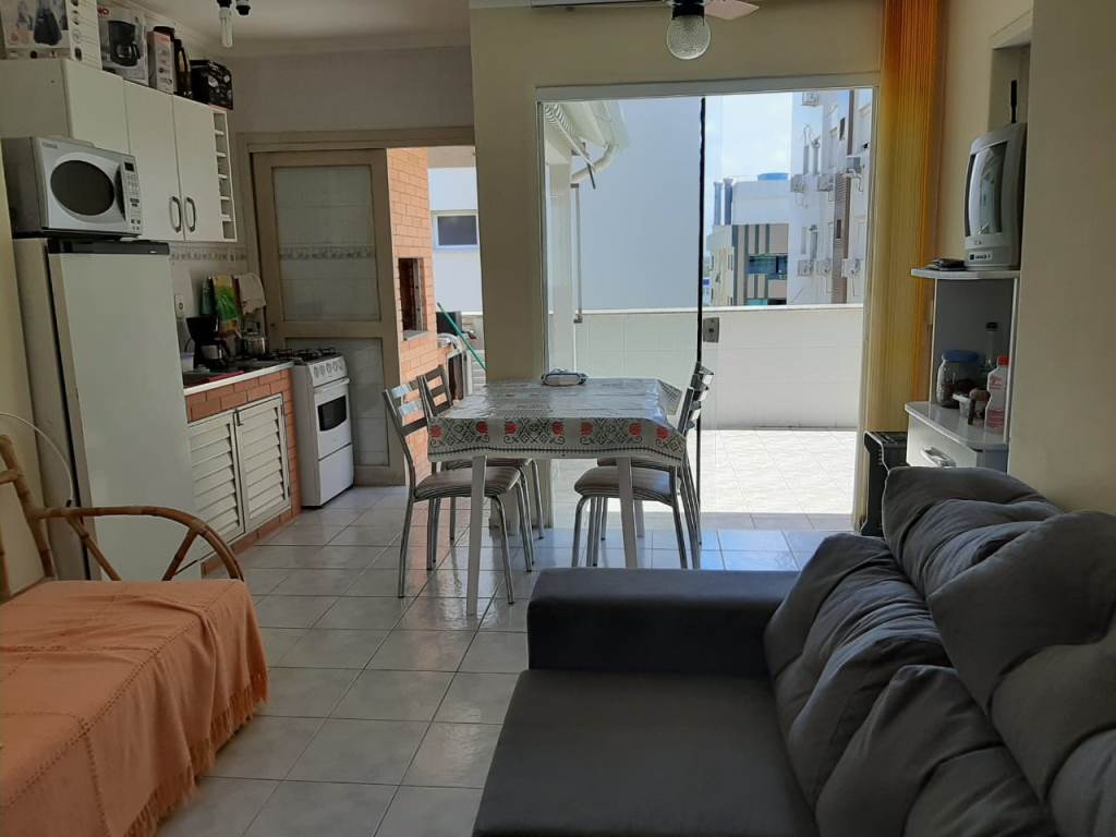 Apartamento cobertura 2 D com terraço